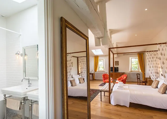 Chateau Gassies بيت للعطل Latresne