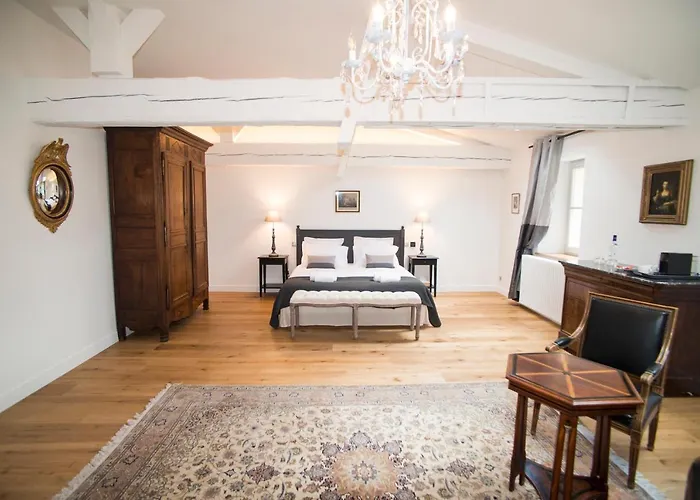 Chateau Gassies بيت للعطل